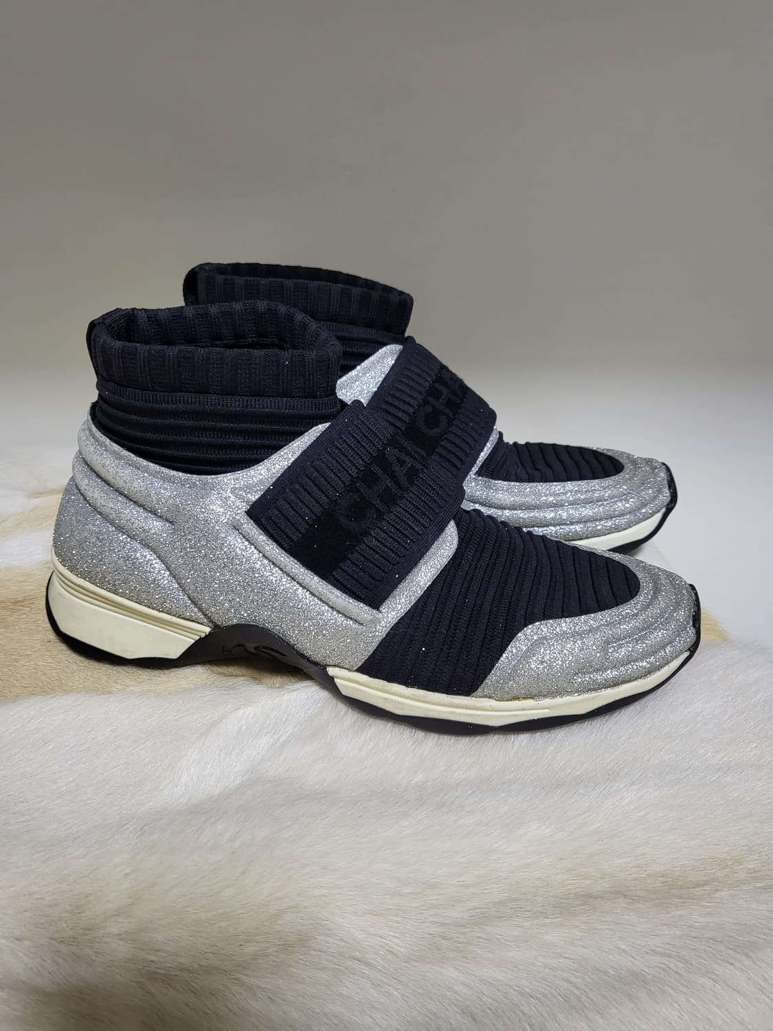 *빅세일*(정품)샤넬 니트 삭스 스니커즈 블랙/실버 220-230 상품이미지3