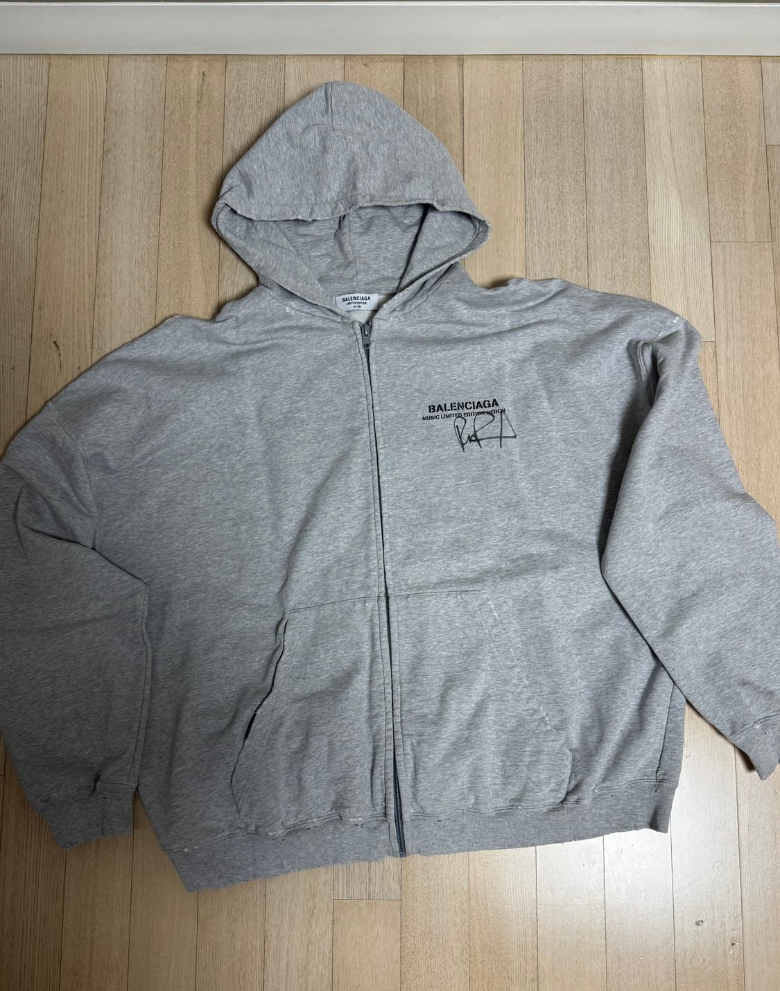 발렌시아가 x RuPaul 집업 후디 상품이미지1