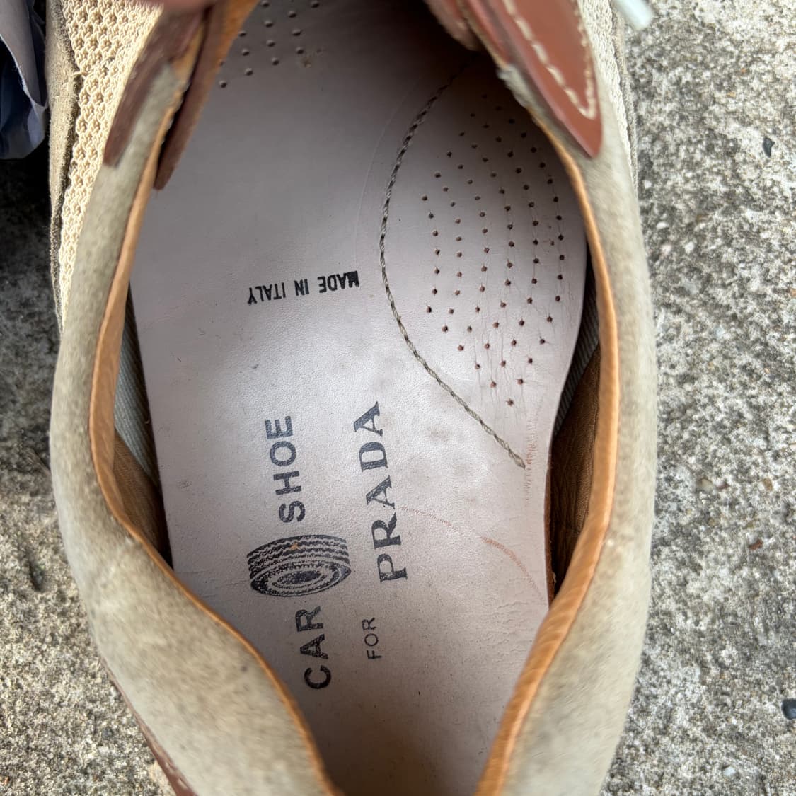 프라다 카 슈즈 상품이미지2
