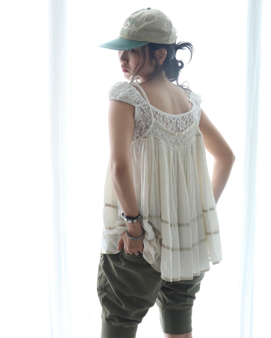 [Beams Boy] Satin Tape Gather Camisole 상품이미지8