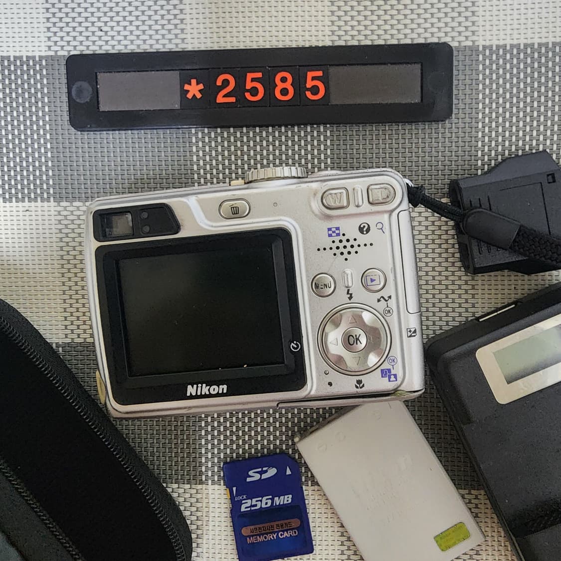 니콘 쿨픽스 7900 실버바디 디지털카메라 파우치포함 상품이미지4