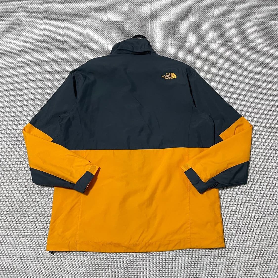 노스페이스  바람막이  6851 상품이미지3