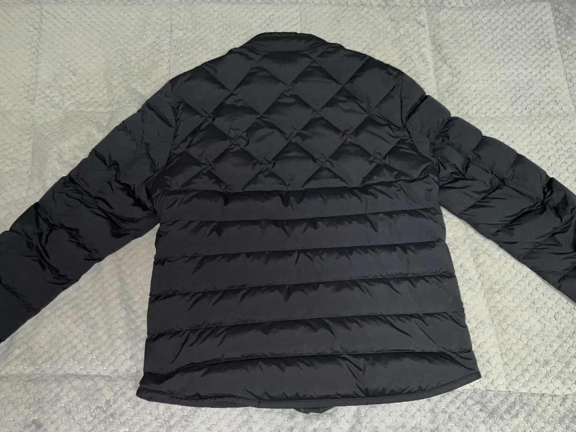 몽클레어 쇼커트 경량 패딩 남성 다운 자켓  상품이미지2