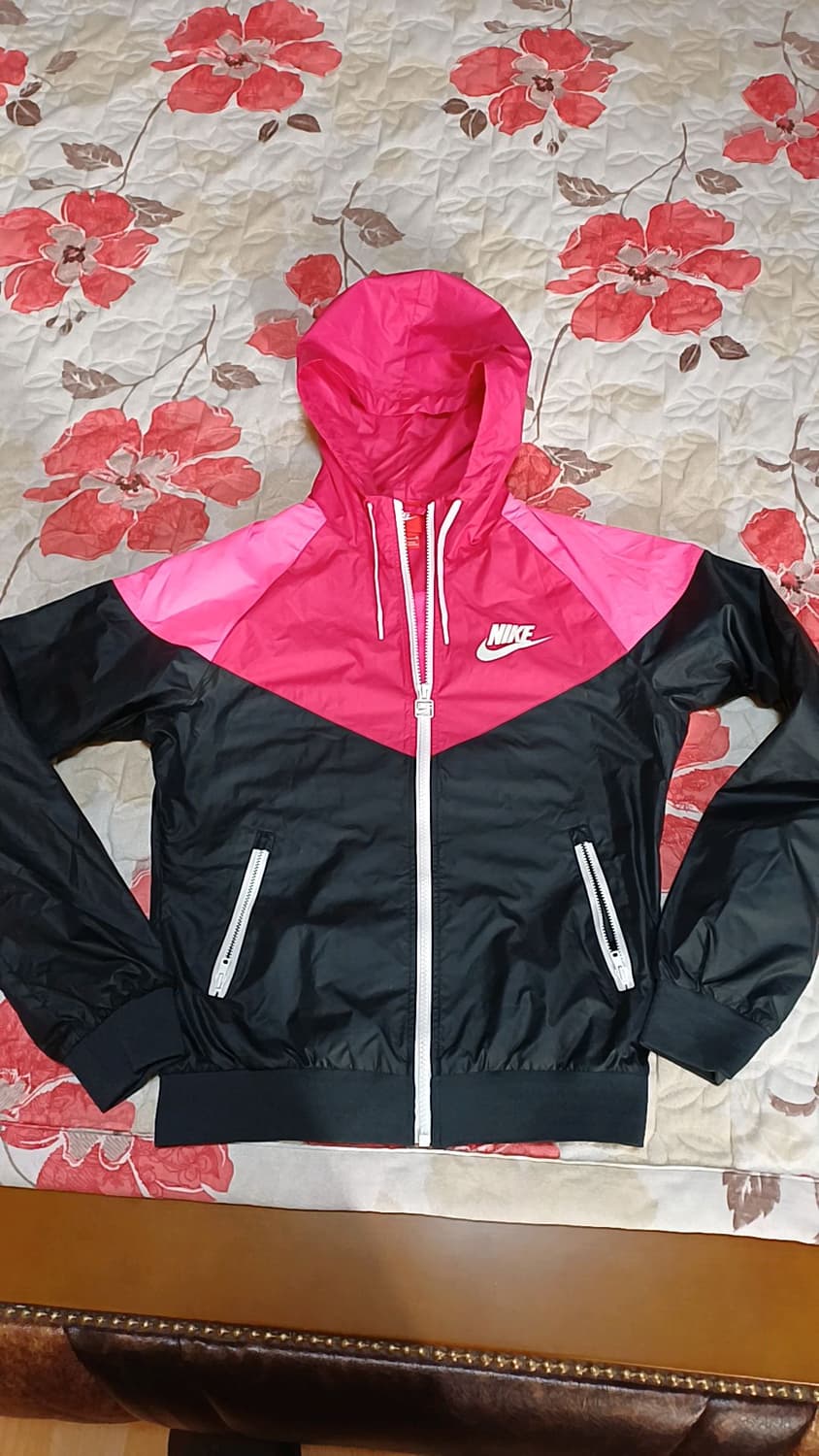 나이키 윈드러너 85 여성55 가슴49 기장60 상품이미지1