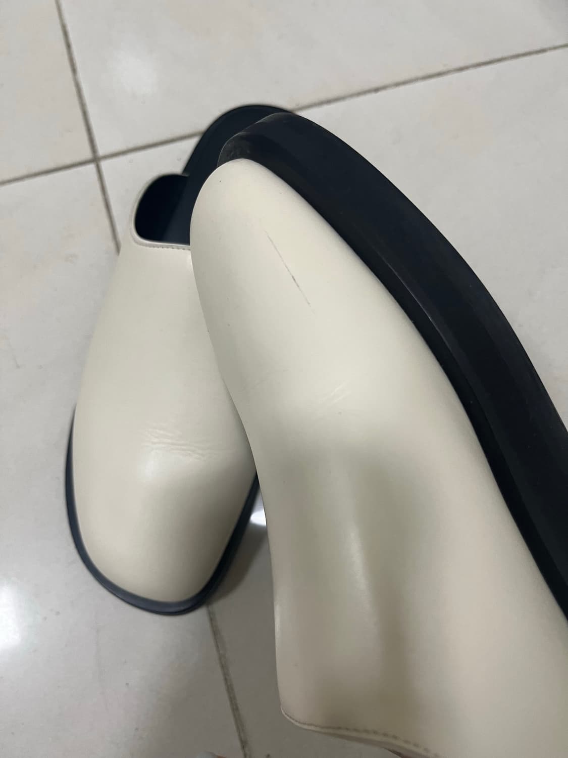 Therow 더로우 뮬 상품이미지9