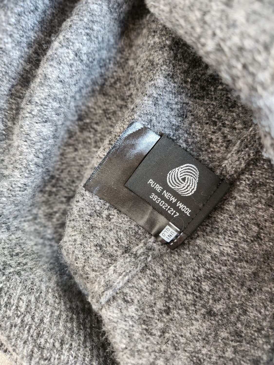 유니클로 프리미엄 울 가디건 L 상품이미지4