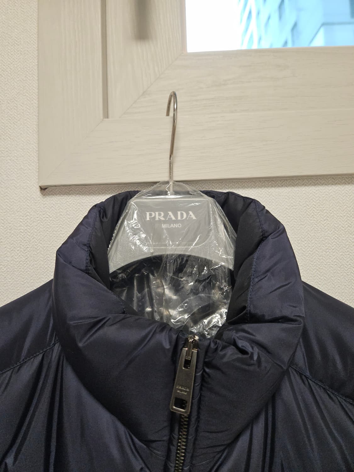 프라다 패딩 네이비 52 상품이미지5