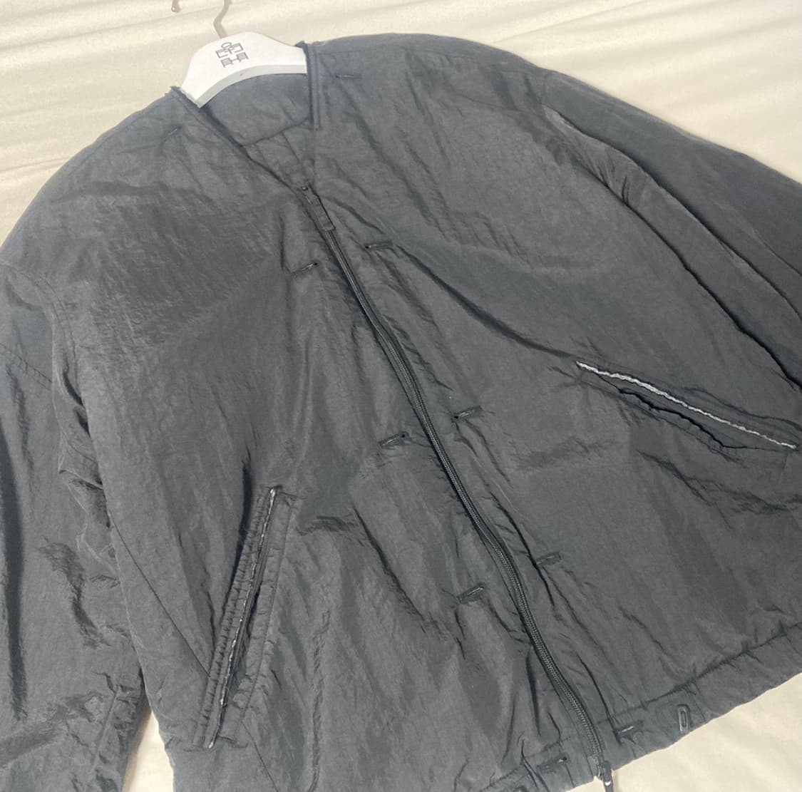 폴리테루 퀄티드 가디건 24fw 블랙 상품이미지3