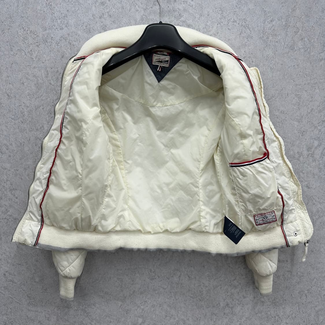 90 타미힐피거 여자 슬림핏 누빔 퀼팅 패딩 상품이미지3