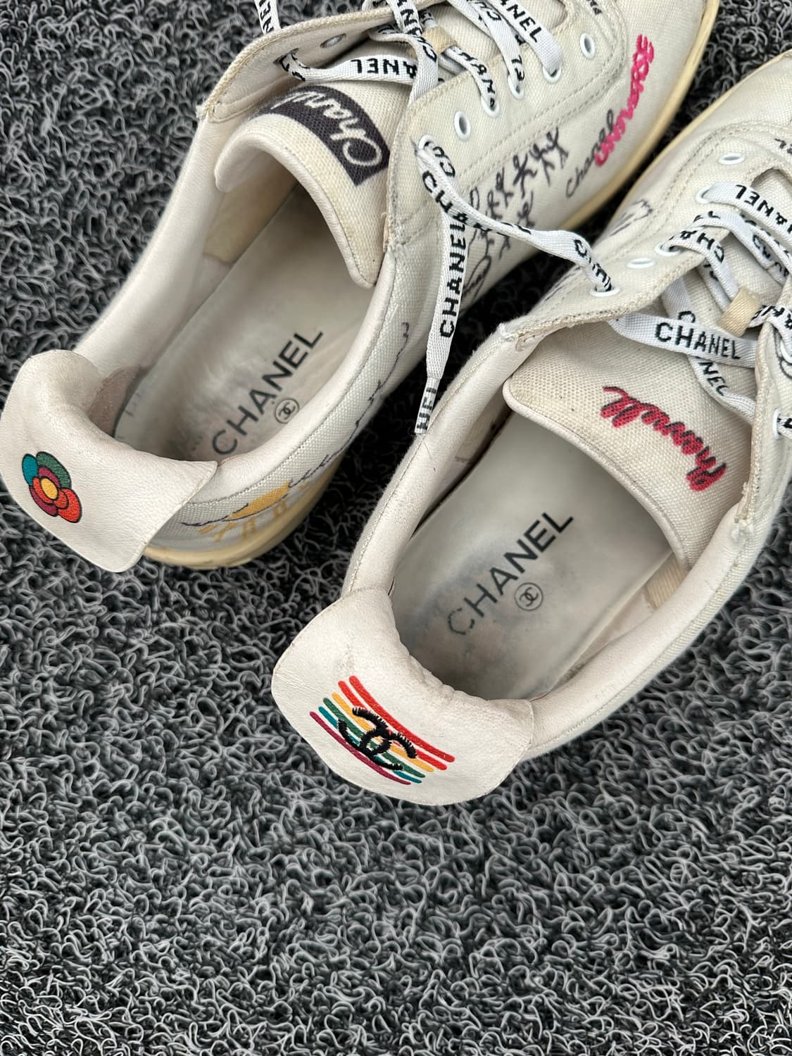 샤넬 퍼렐 윌리엄스 스니커즈 280mm 상품이미지5