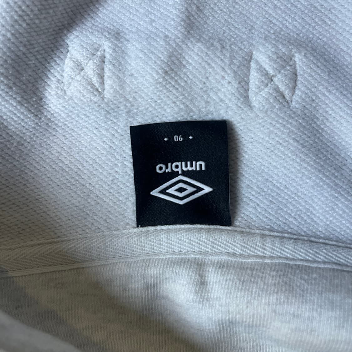 엄브로 반집업 맨투맨 상품이미지6