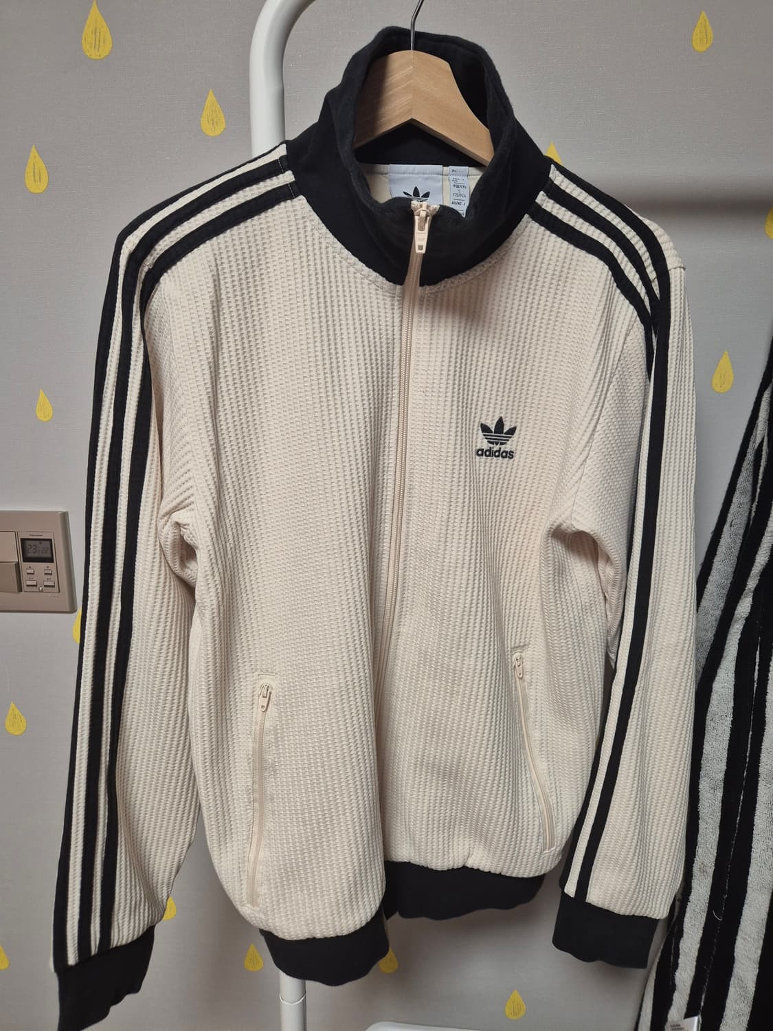 아디다스 와플져지 및 흰색져지 판매합니다 상품이미지1