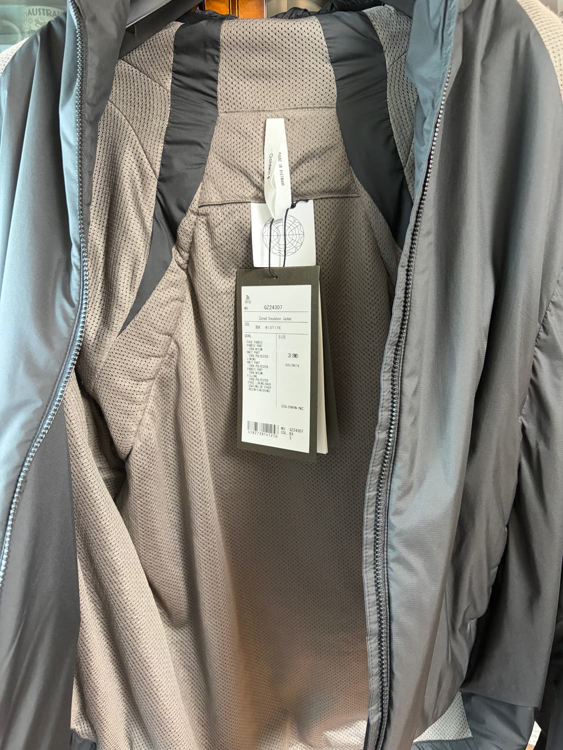 [3] Goldwin 0 Zoned Insulation Jacket 상품이미지8