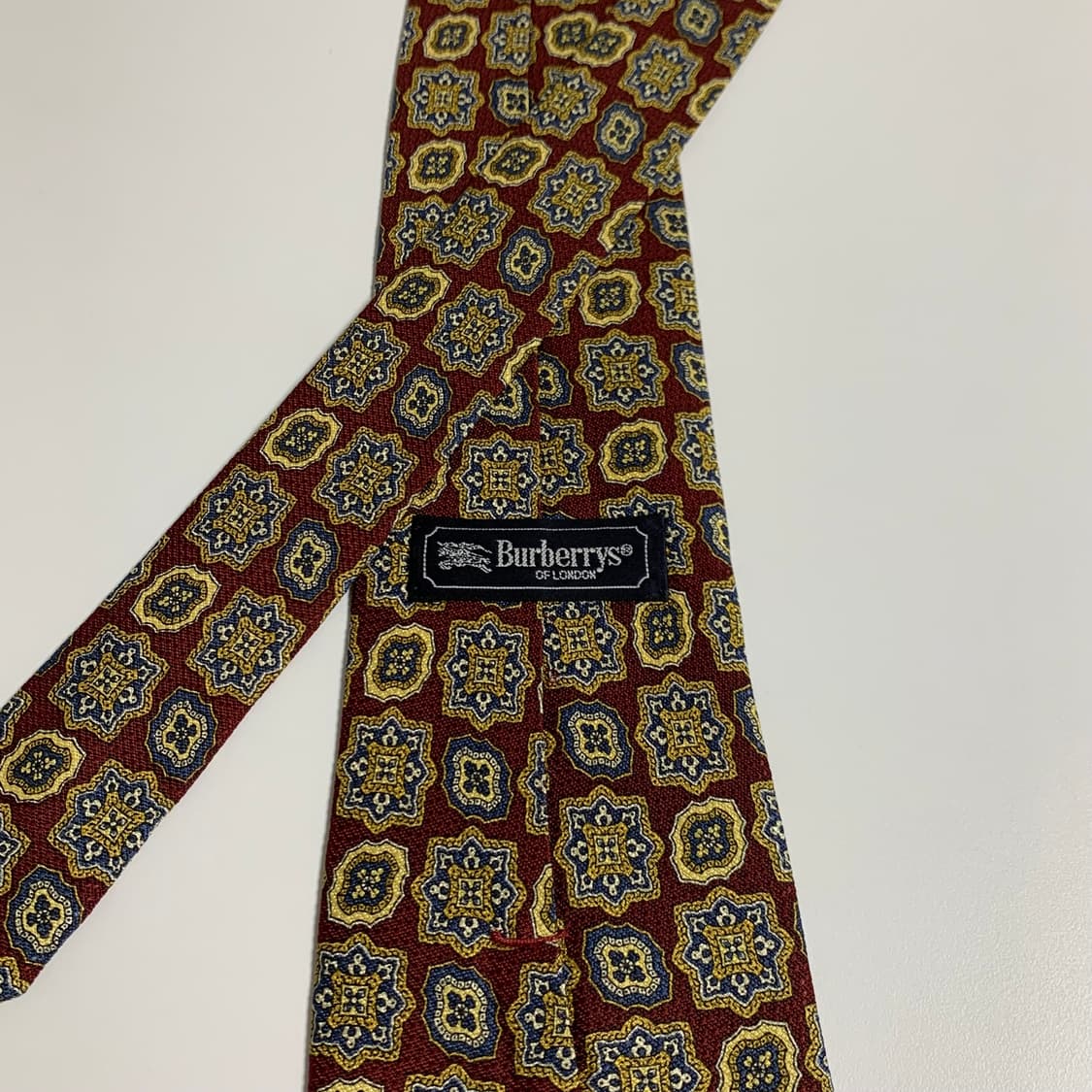 버버리(BURBERRY) 기하학적패턴 명품넥타이 A+등급 9.5cm 상품이미지4