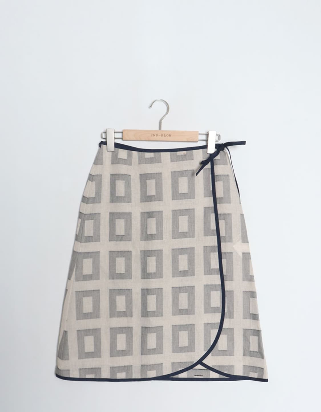 grand midi Pattern Wrap Skirt (26~27 상품이미지1