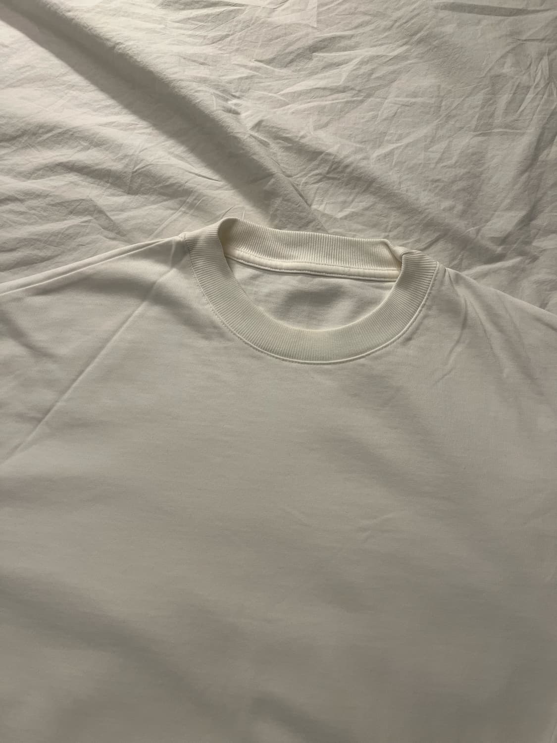 velour garments 본 화이트 롱슬리브 상품이미지4
