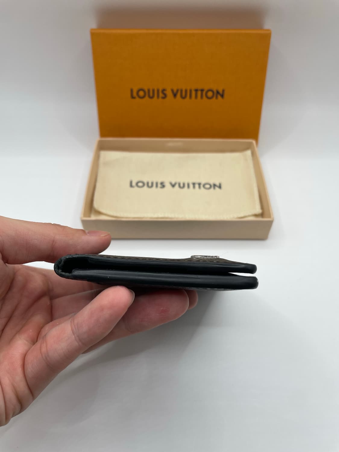 루이비통 M30283 포켓 오거나이저 카드지갑 상품이미지4