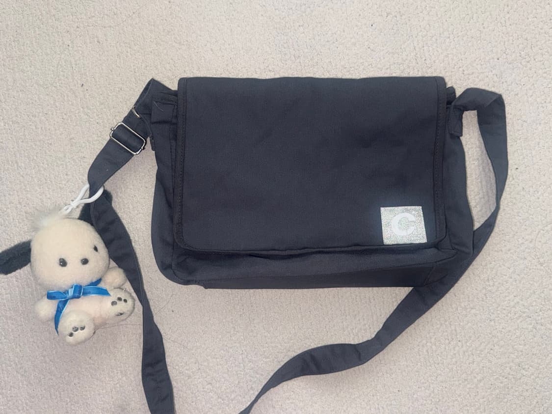 지초이 크로스백 네이비  jichoi 상품이미지1