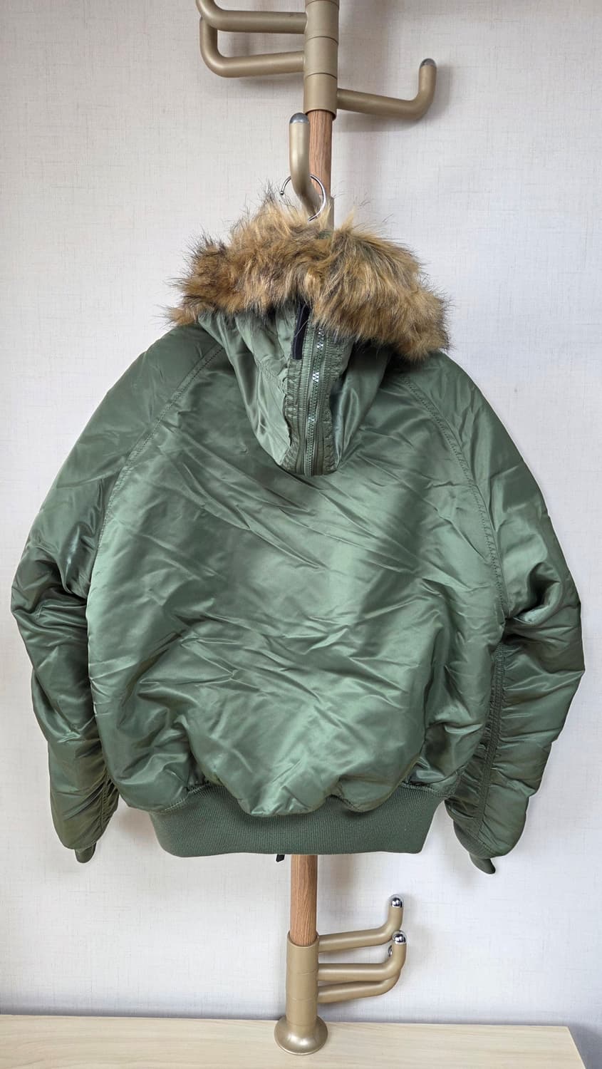 알파 인더스트리 N-2B 플라이트 자켓 상품이미지4