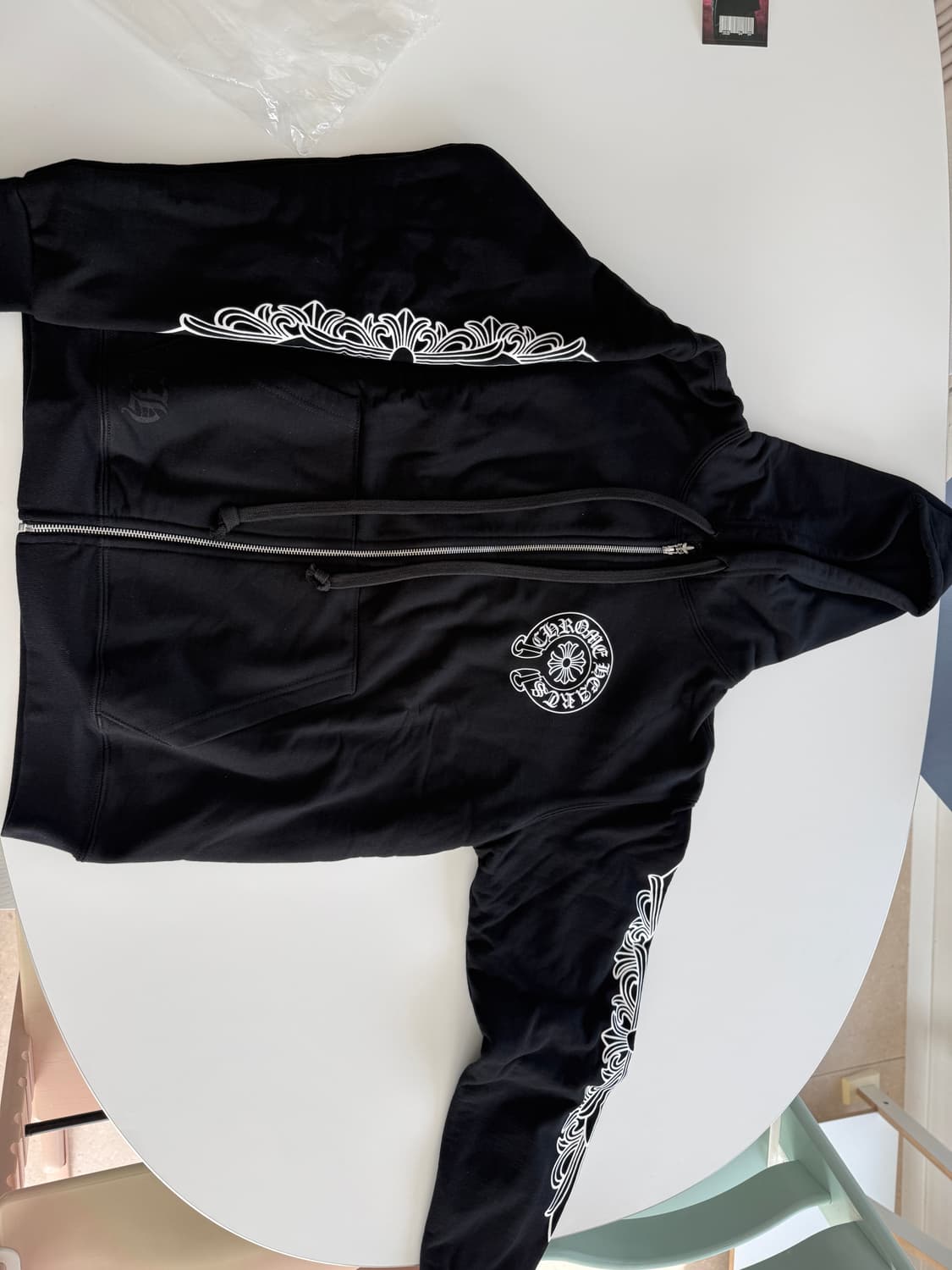 크롬하츠 말리부 한정 후드 집업 상품이미지1