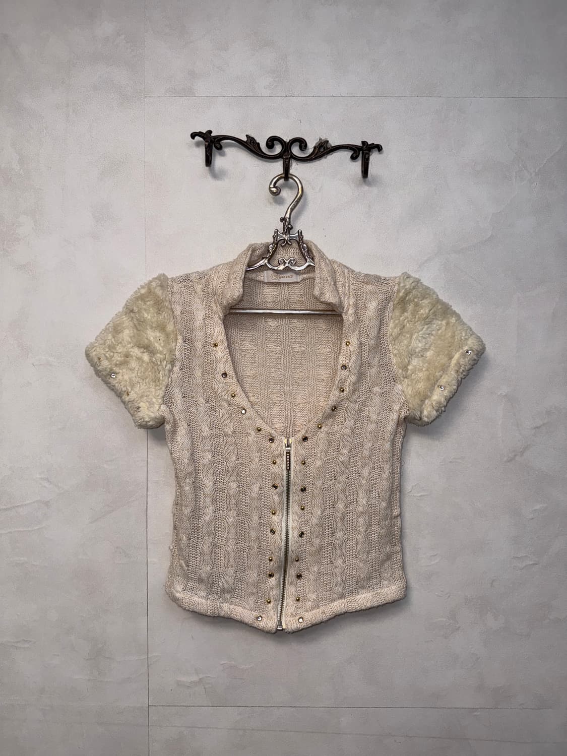 Ivory fur cubic sleeve half knit zipup 상품이미지3