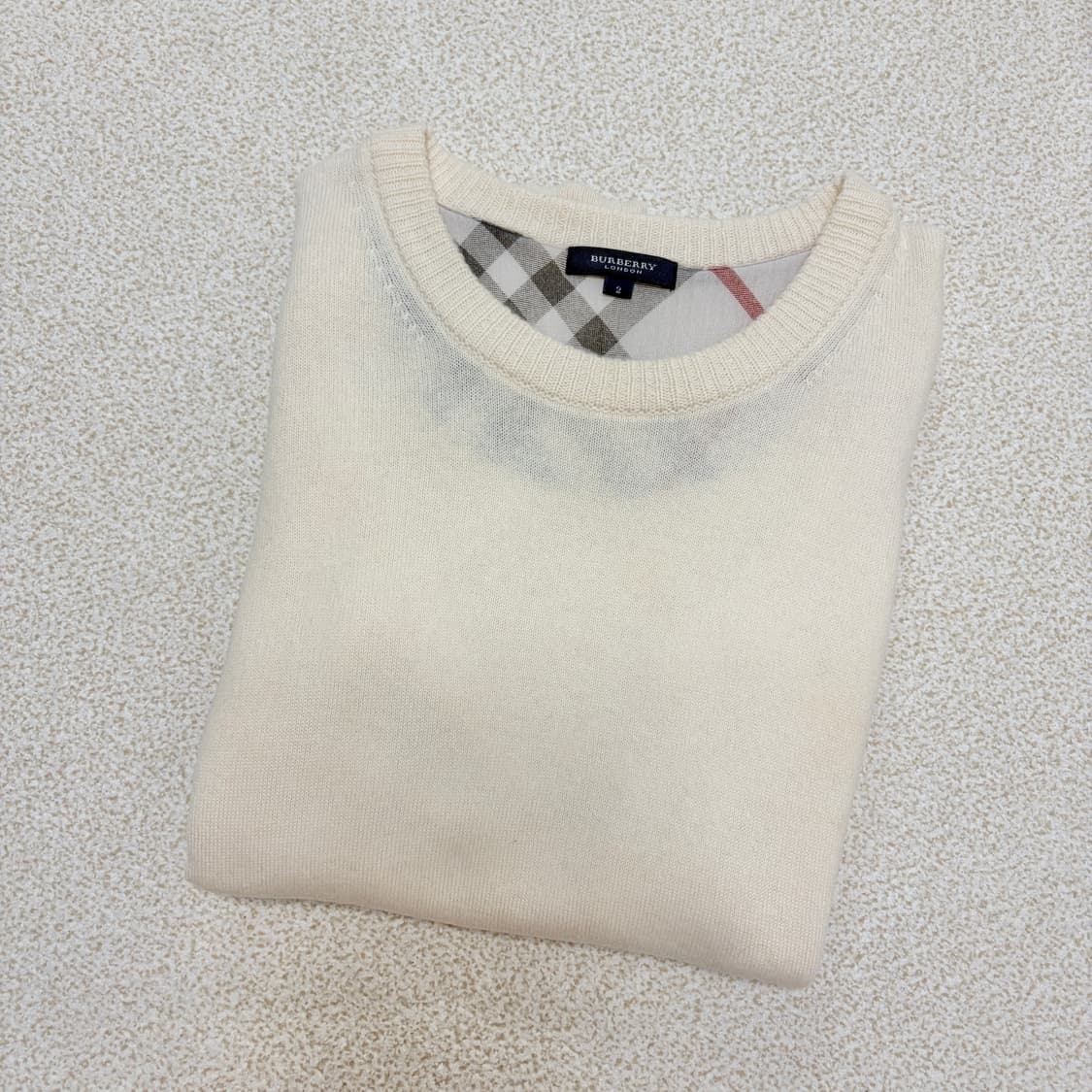 버버리 캐시미어 크루넥 니트 상품이미지7