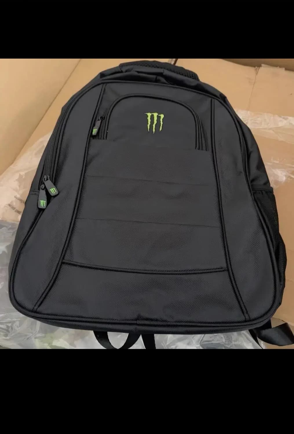 몬스터 에너지 블랙 백팩 가방 배낭 미사용 새상품 상품이미지1