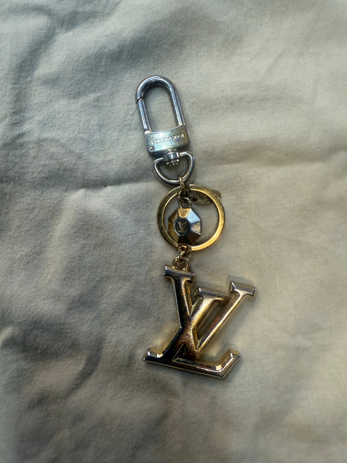 정품 루이비통 키링 팝니다 상품이미지4