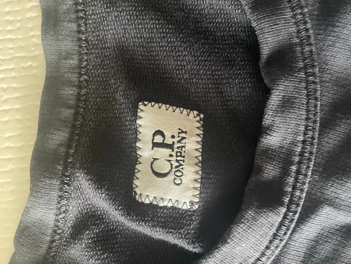 cp company 맨투맨 상품이미지3