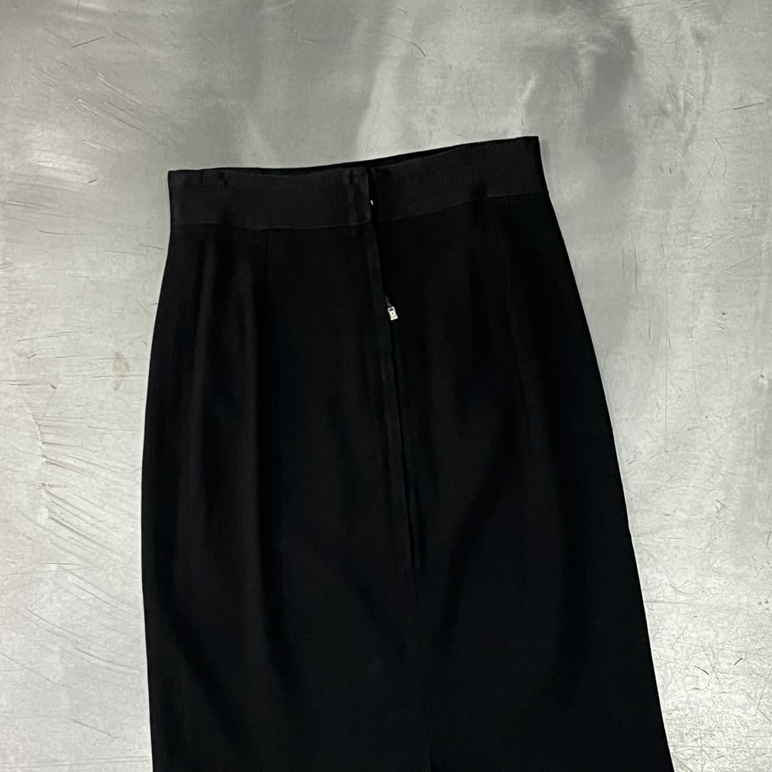  돌체앤가바나 다크 미디 스커트 y16117 상품이미지4