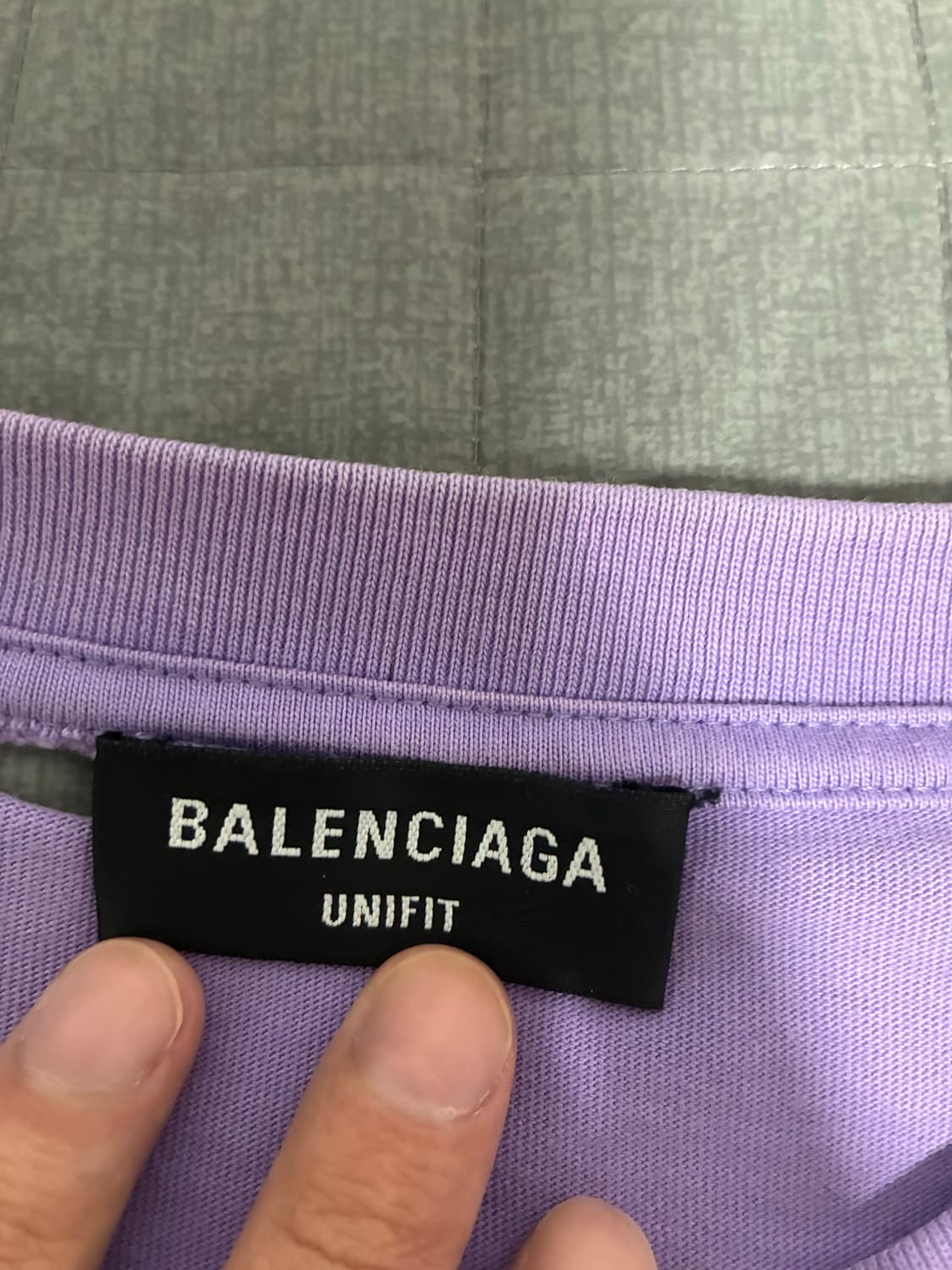 [XS] 발렌시아가 디스트로이드 반팔 티셔츠 라벤더 상품이미지4