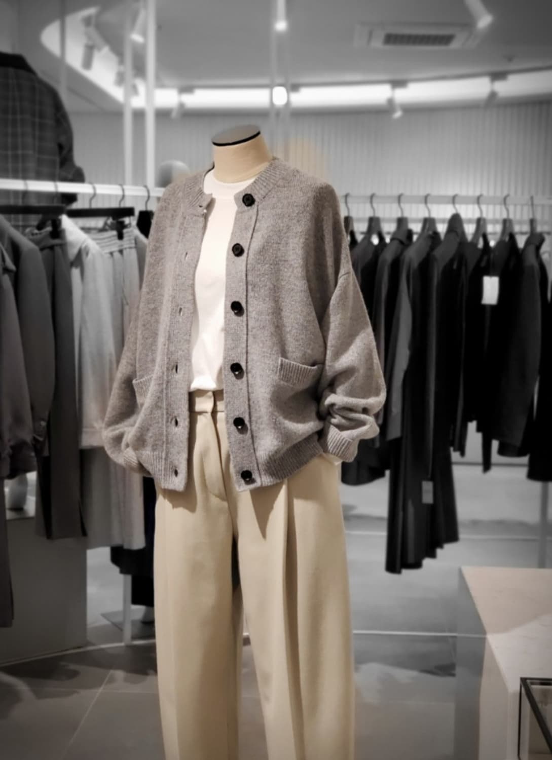 스튜디오톰보이 램스울 가디건 free  상품이미지9