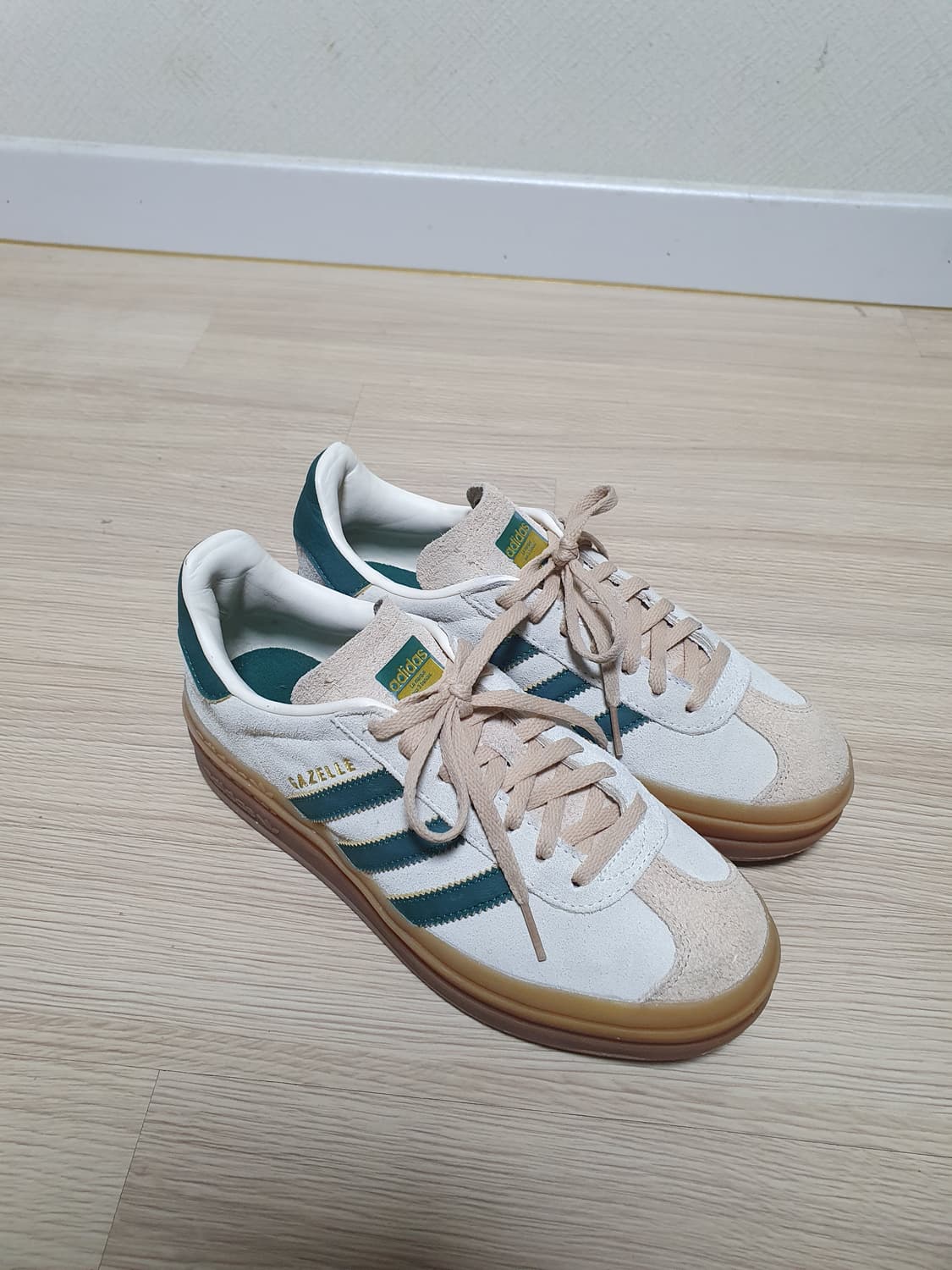 아디다스 가젤 볼드 스니커즈 245 상품이미지2