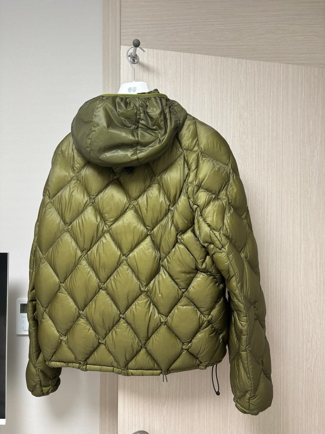 로아하이킹 라이트다운 자켓 상품이미지2