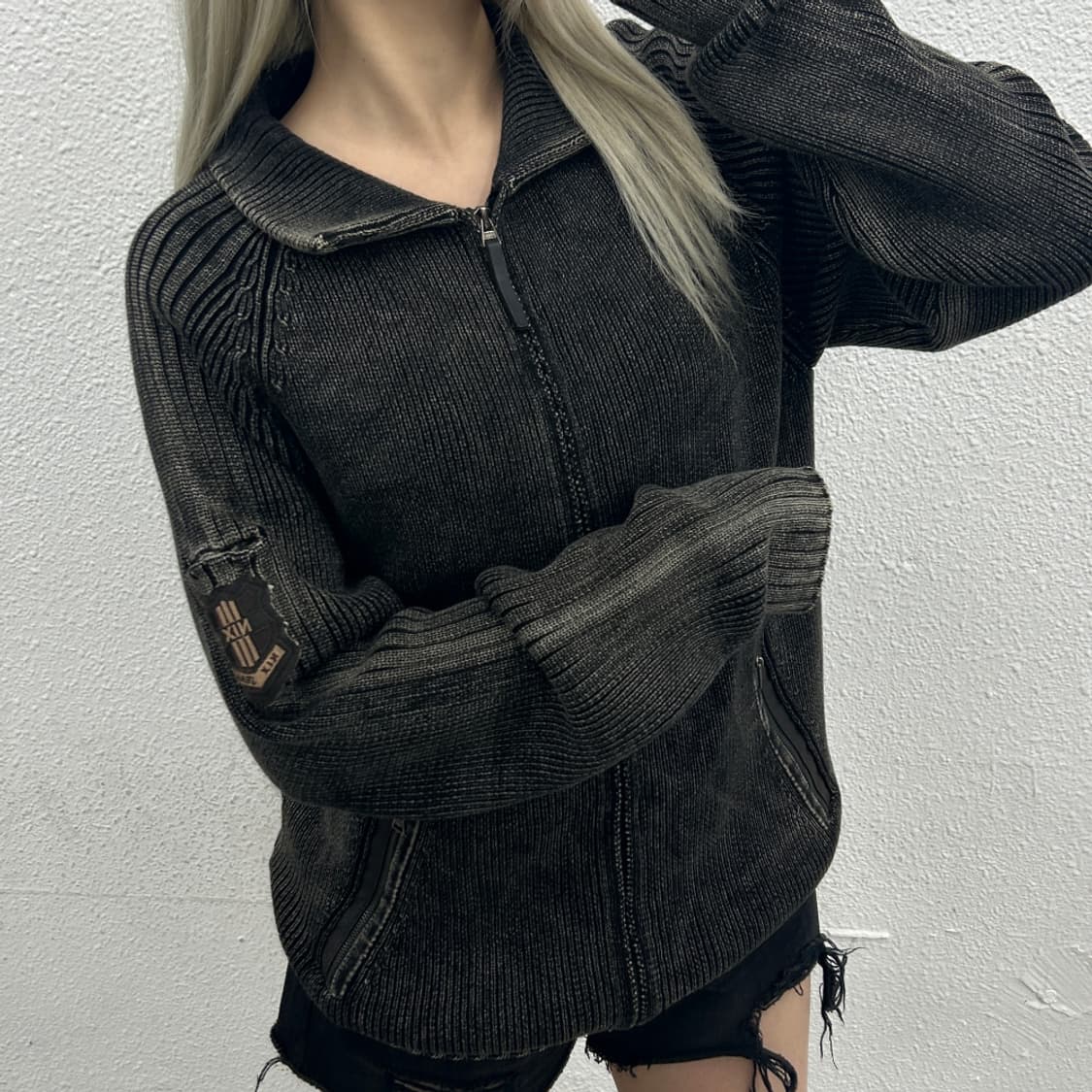 닉스 y2k 블랙 그라데이션 그런지 니트 집업 상품이미지2
