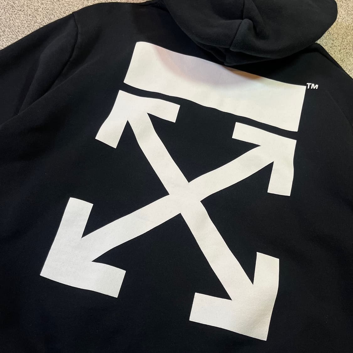 오프화이트 에로우 후드티 상품이미지3