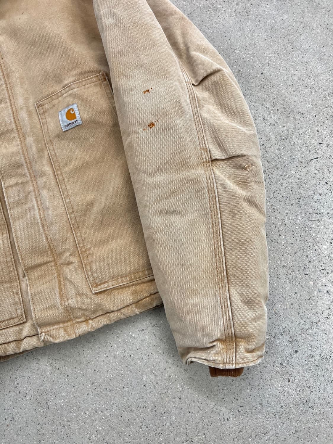 칼하트 J02 브라운 아크틱 트레디셔널 자켓 상품이미지6