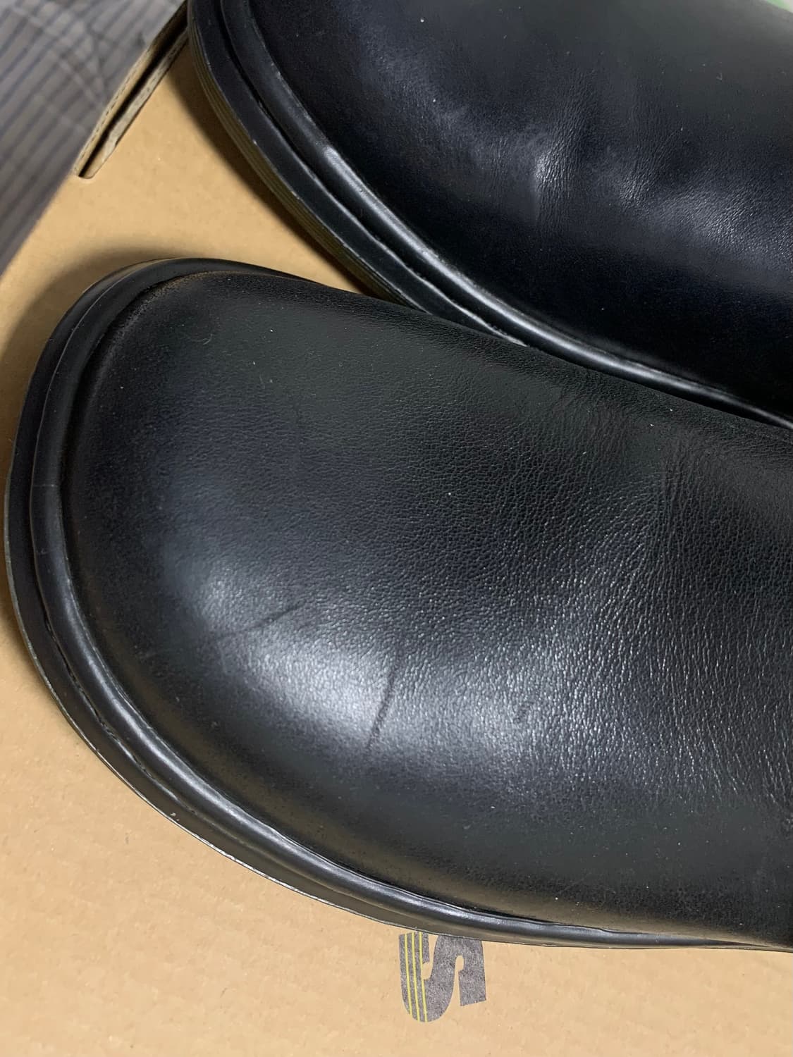 닥터마틴 패트리샤 블랙 uk5 240 (새상품 컨디션) 상품이미지4