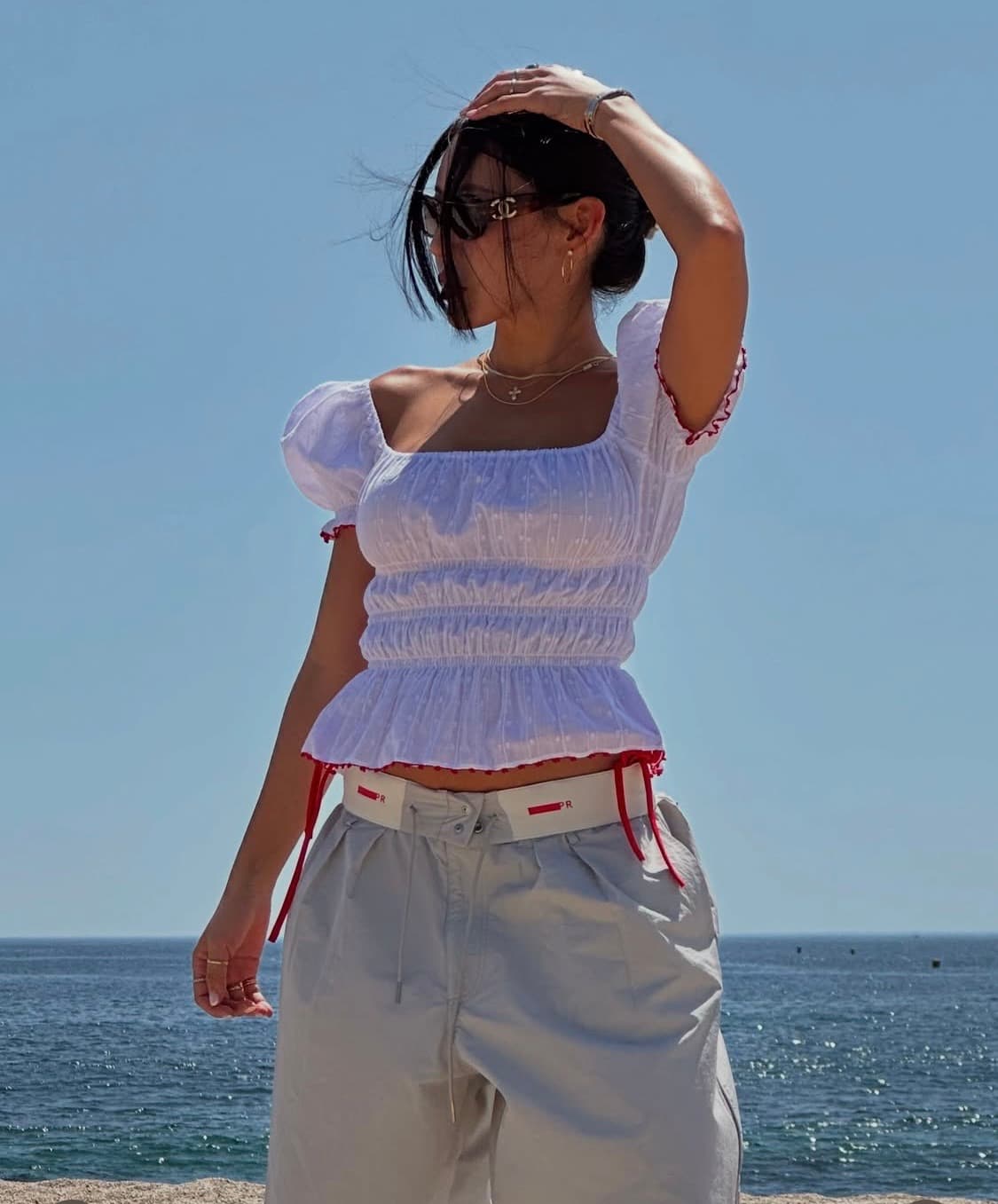 프랙티컬앤리얼리스틱 피알룸 블라우스 상품이미지1