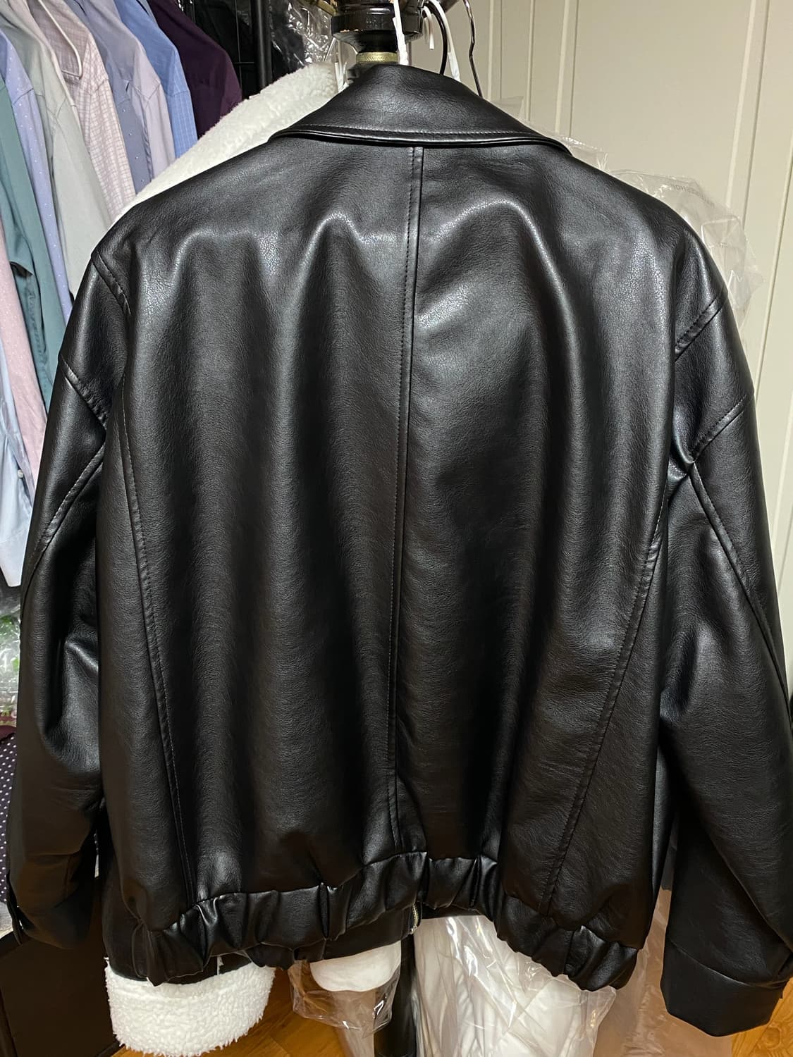 콜릿 - 빈티지 밴딩 오버핏 레더 가죽자켓 (블랙/free) 상품이미지2