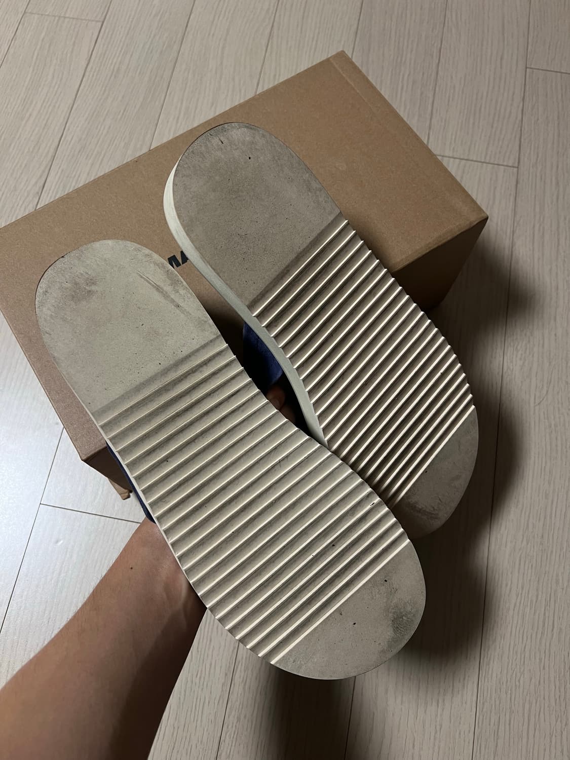 로맨틱무브 문비치 슬리퍼 네이비 상품이미지6