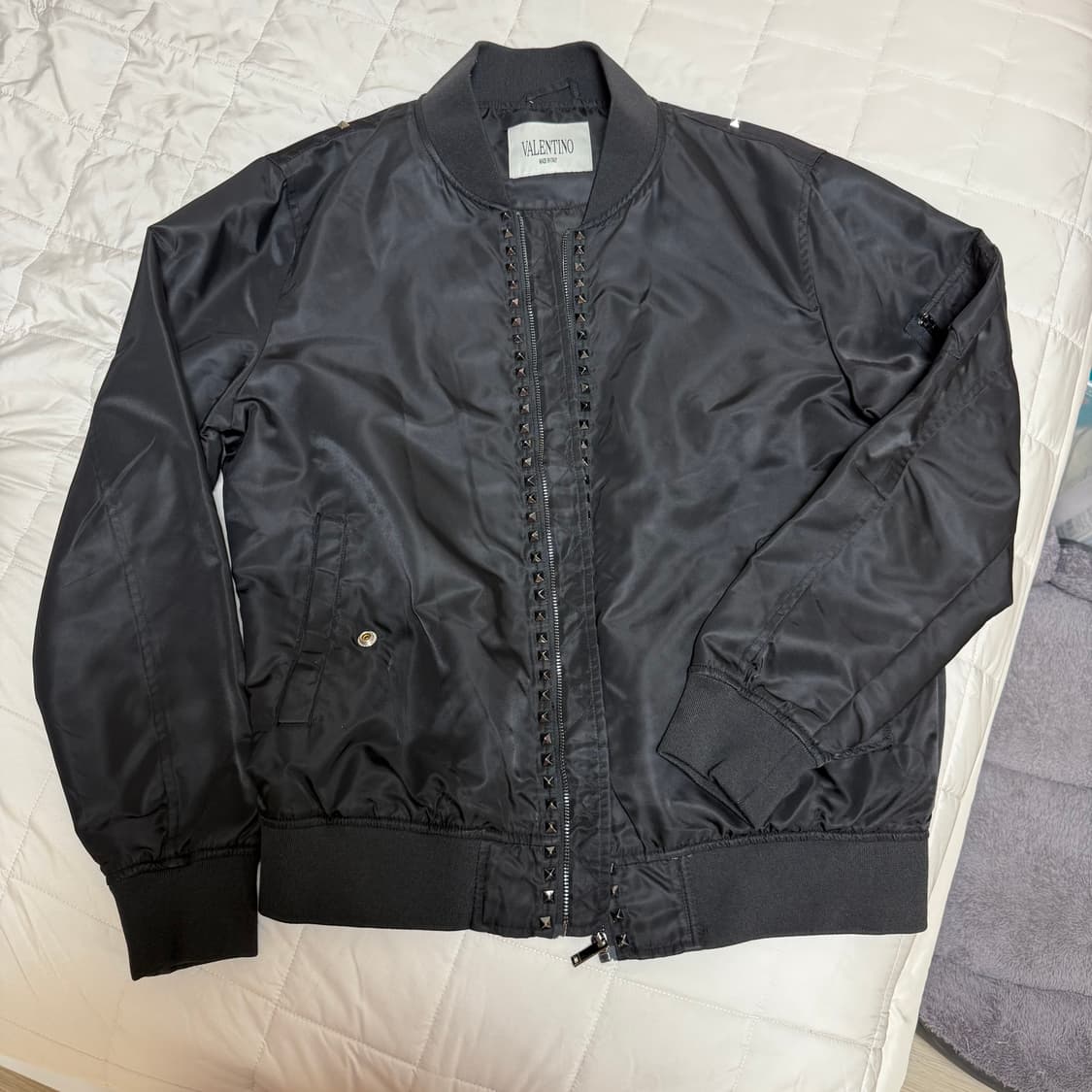 발렌티노 락스터드 항공점퍼 블루종 자켓 상품이미지2