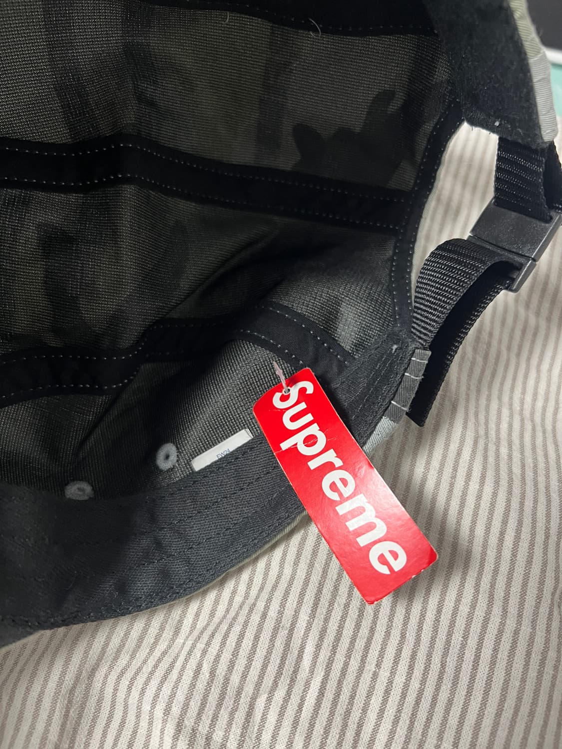 슈프림 리플렉티브 자카드 캠프캡 아크틱 우드랜드 카모 24FW 상품이미지4