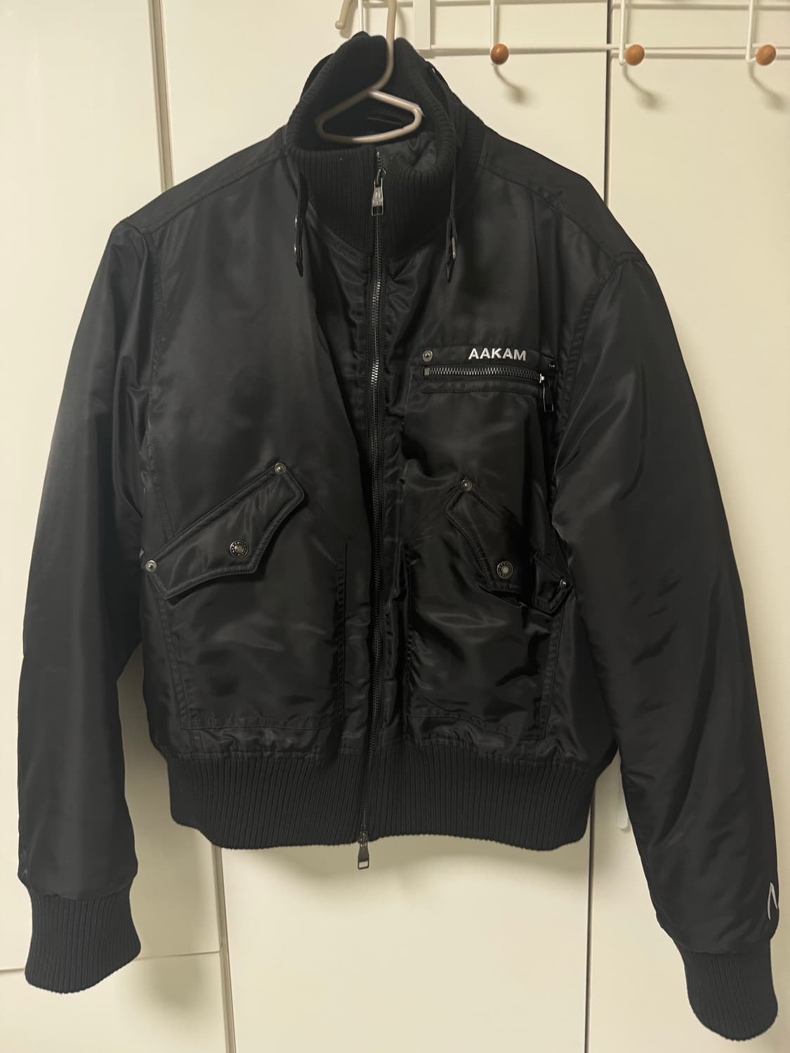 아캄 하이넥 봄버 자켓 블랙 상품이미지1
