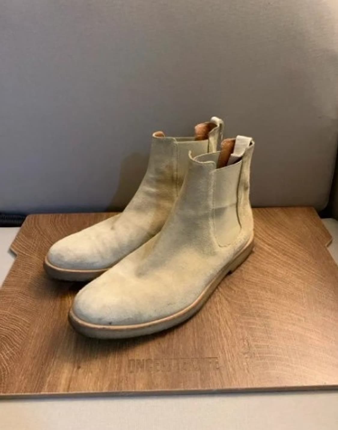 커먼프로젝트 스웨이드 첼시부츠 탄컬러 40 상품이미지1