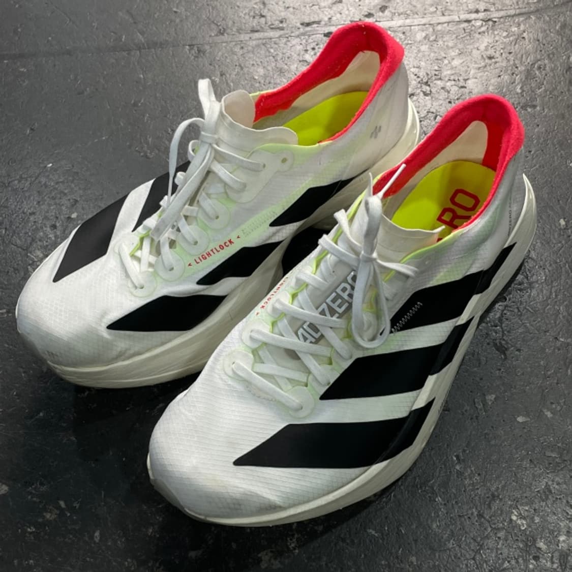 280 아디다스 아디제로 아디오스 프로4 런닝화  상품이미지3