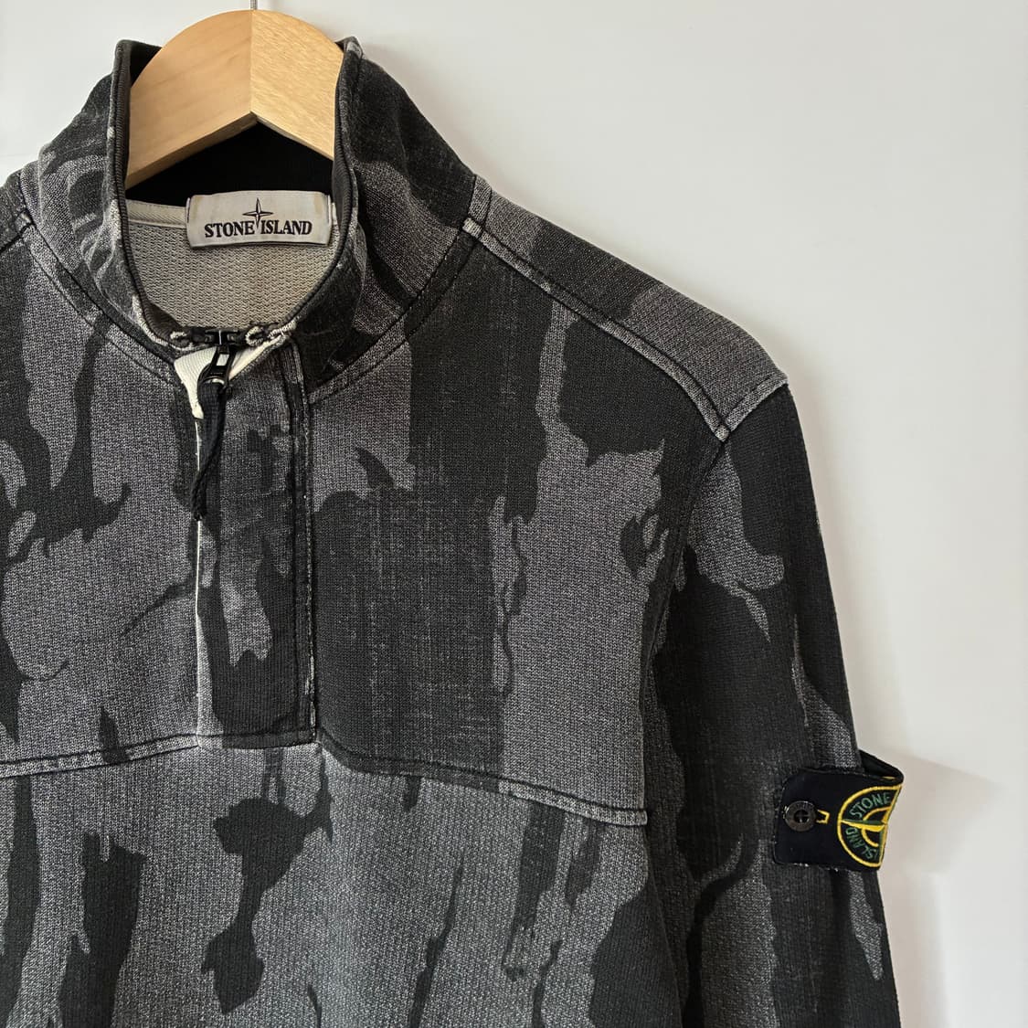 스톤아일랜드 카모 아노락 맨투맨 상품이미지2