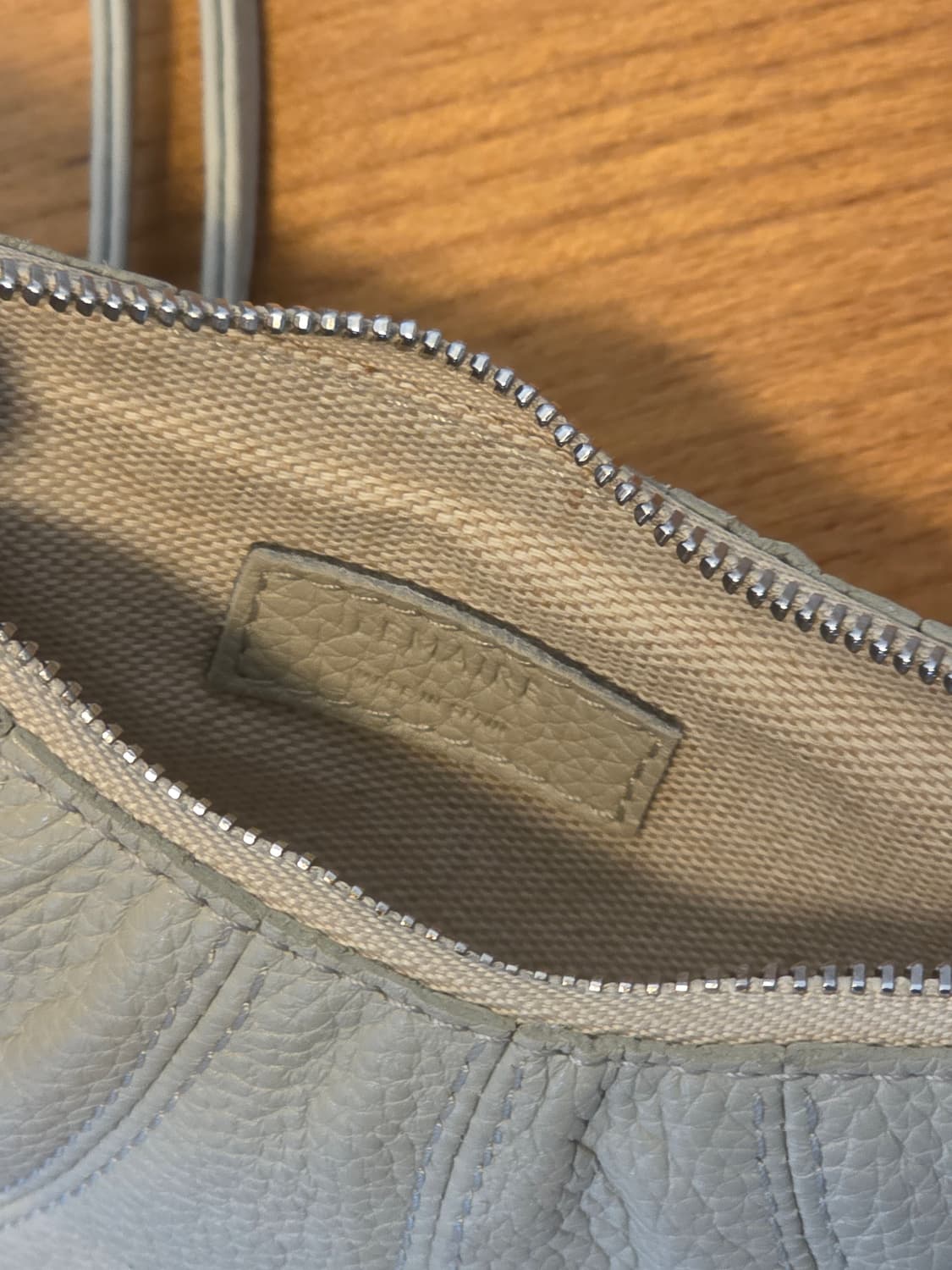 르메르 코인펄스 소프트그레인드 레더 상품이미지5