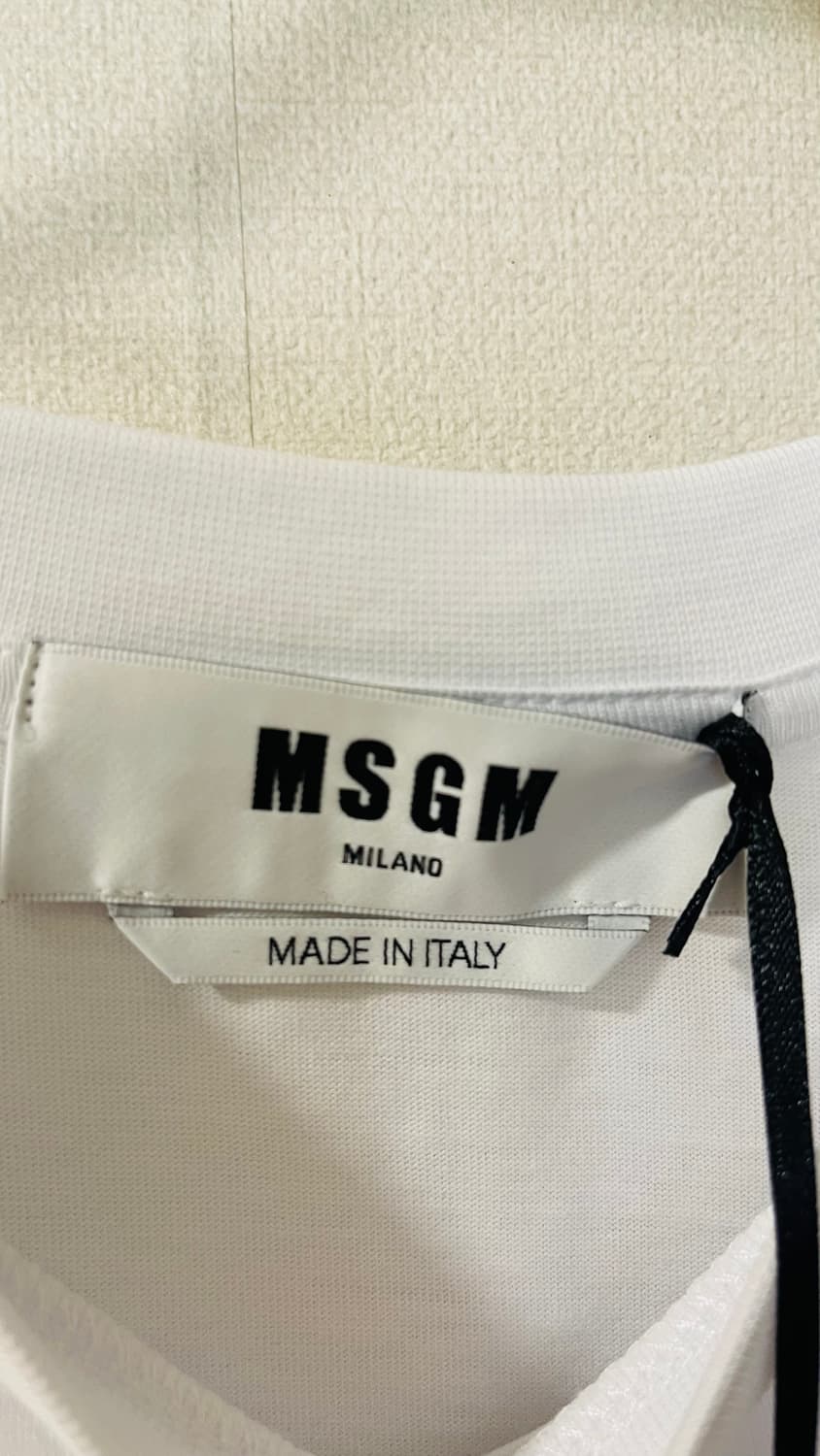 택달린 새상품) 엠에스지엠 MSGM 박스로고 남성 화이트 반팔 티셔츠 X 상품이미지4