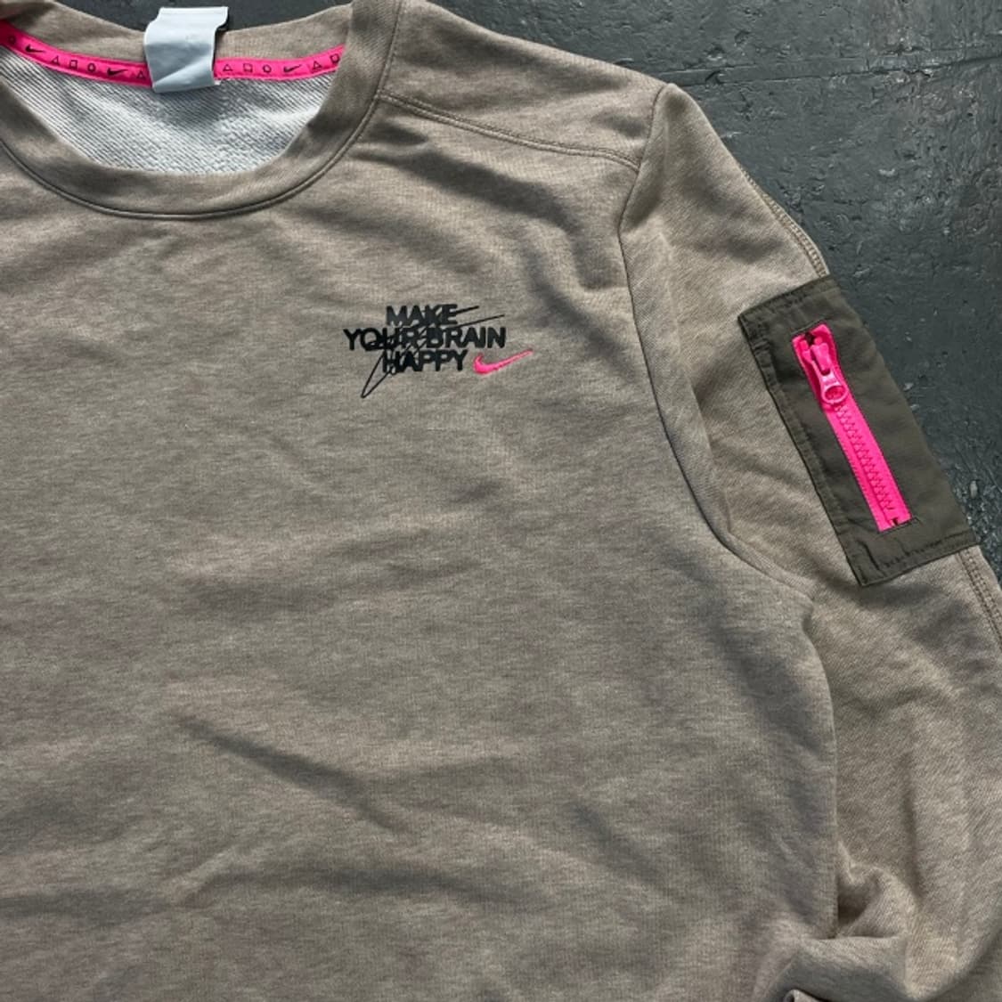 105 나이키 드라이핏 맨투맨  상품이미지2